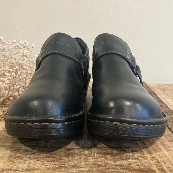 Born Women's Cora Slip On Black Clogs 8 M - Picture 4 of 15